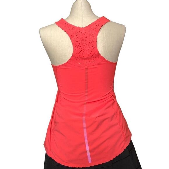 Lululemon Run A Marathon Singlet
Flash Laser Cut Neon Pink Size 8 - Picture 2 of 10